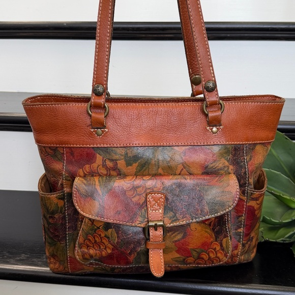 Patricia Nash Handbags - Patricia Nash genuine leather shoulder tote bag purse floral Italian leather